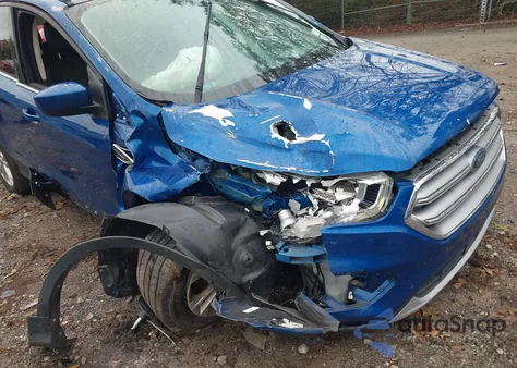 2017 Ford Escape Se z USA, uszkodzony, nr VIN 1FMCU0GD7HUD72722